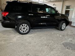 Фото авто Toyota Sequoia