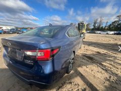 Photo of the vehicle Subaru Legacy