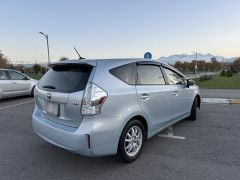 Photo of the vehicle Toyota Prius v (+)