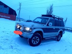 Сүрөт унаа Mitsubishi Pajero