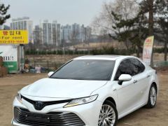 Photo of the vehicle Toyota Camry (Japan)