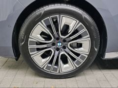 Photo of the vehicle BMW 7 Series