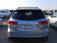 Фото авто Toyota Highlander