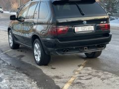 Photo of the vehicle BMW X5