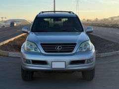 Photo of the vehicle Lexus GX