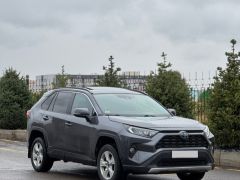 Сүрөт унаа Toyota RAV4