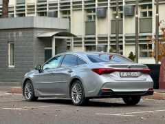 Photo of the vehicle Toyota Avalon