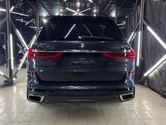 Фото авто BMW X7