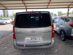 Сүрөт унаа Hyundai Starex (H-1)