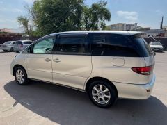 Фото авто Toyota Estima