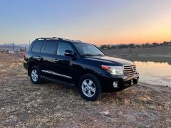 Сүрөт унаа Toyota Land Cruiser