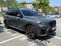 Фото авто BMW X7