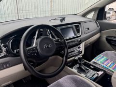 Фото авто Kia Carnival