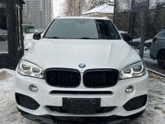 Photo of the vehicle BMW X5