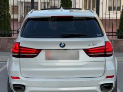 Photo of the vehicle BMW X5