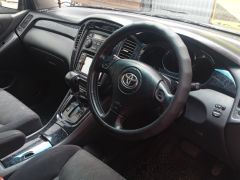 Сүрөт унаа Toyota Kluger