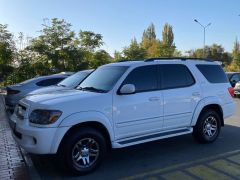 Сүрөт унаа Toyota Sequoia