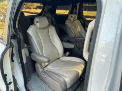 Сүрөт унаа Kia Carnival