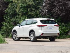 Сүрөт унаа Toyota Highlander