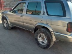 Сүрөт унаа Nissan Pathfinder