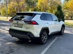 Сүрөт унаа Toyota RAV4