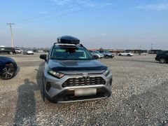 Сүрөт унаа Toyota RAV4