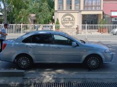 Сүрөт унаа Daewoo Gentra