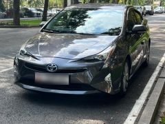 Фото авто Toyota Prius