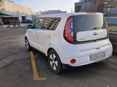 Фото авто Kia Soul EV