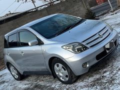 Фото авто Toyota Ist