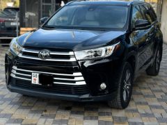 Photo of the vehicle Toyota Highlander