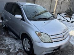 Сүрөт унаа Toyota Ist