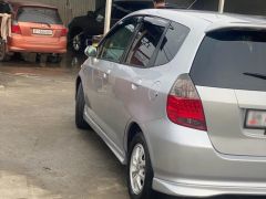 Photo of the vehicle Honda Fit