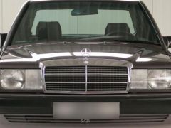 Photo of the vehicle Mercedes-Benz 190 (W201)