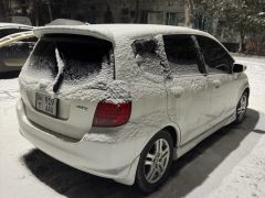 Photo of the vehicle Honda Fit