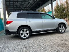 Фото авто Toyota Highlander