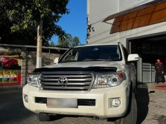 Сүрөт унаа Toyota Land Cruiser