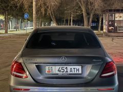 Фото авто Mercedes-Benz E-Класс