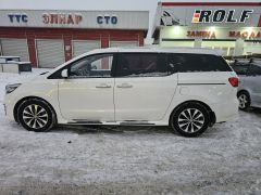 Photo of the vehicle Kia Carnival