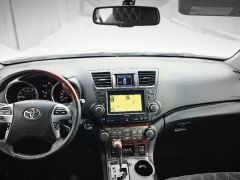 Сүрөт унаа Toyota Highlander