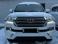 Сүрөт унаа Toyota Land Cruiser