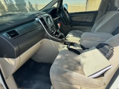 Сүрөт унаа Toyota Alphard