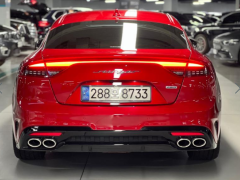 Photo of the vehicle Kia Stinger