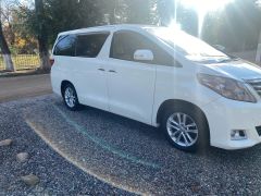 Сүрөт унаа Toyota Alphard