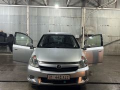 Сүрөт унаа Honda Stream