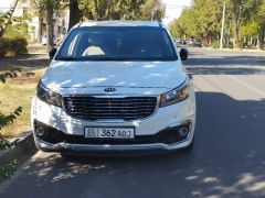 Photo of the vehicle Kia Carnival