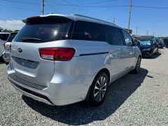 Сүрөт унаа Kia Carnival