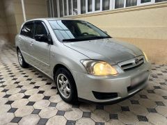 Сүрөт унаа Toyota Corolla