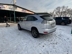 Photo of the vehicle Lexus RX