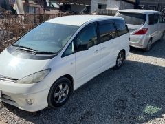 Фото авто Toyota Estima